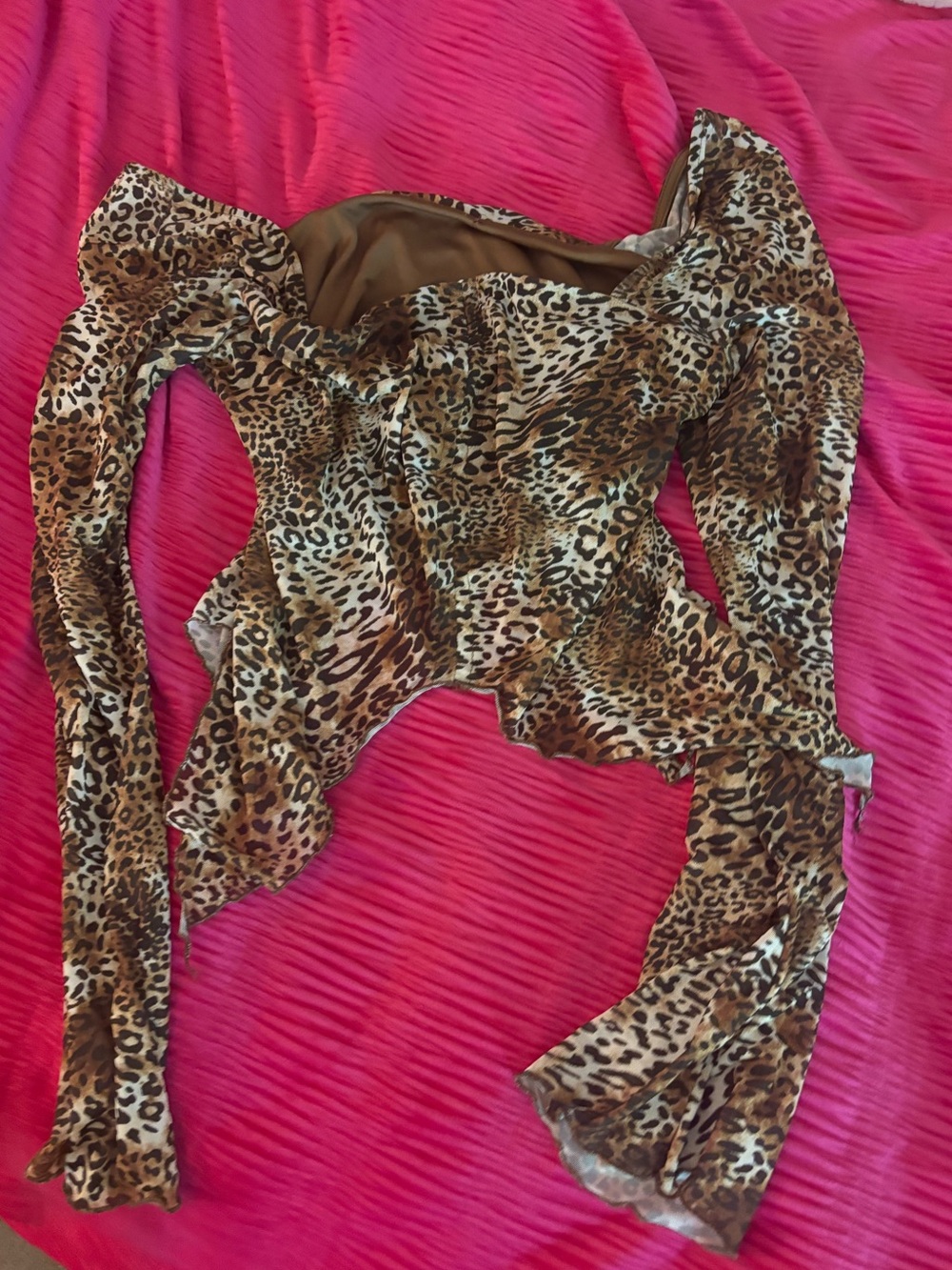Cheetah Print going out top
